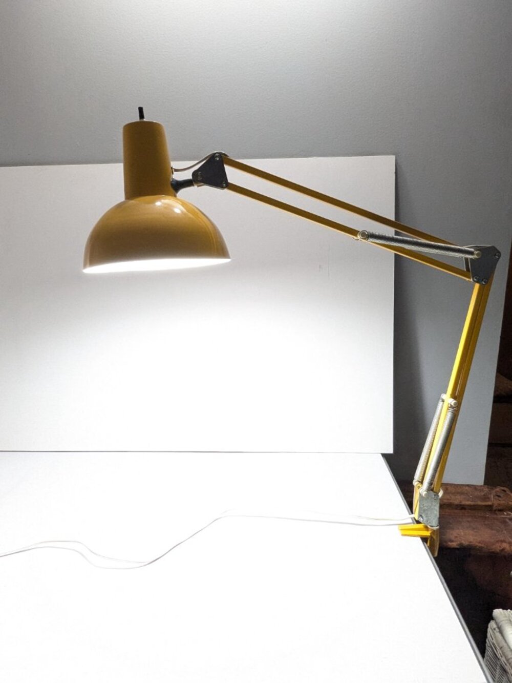 Vintage LUXO Yellow Articulated Desk Task lamp with Edge Clamp, Industrial MCM - Picture 3 of 15